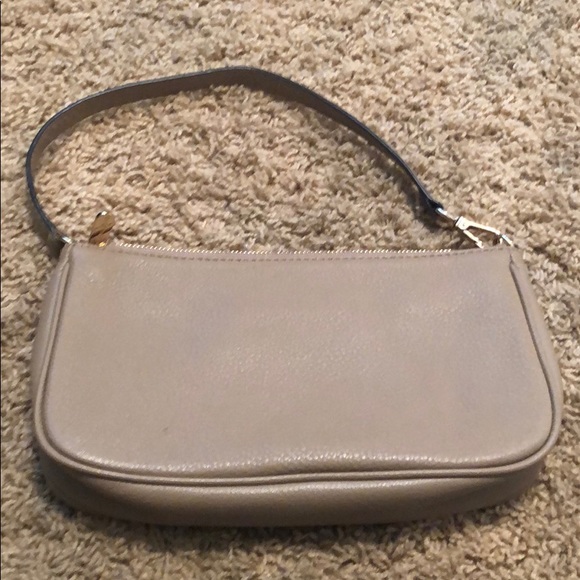 Michael Kors small purse - Picture 2 of 4